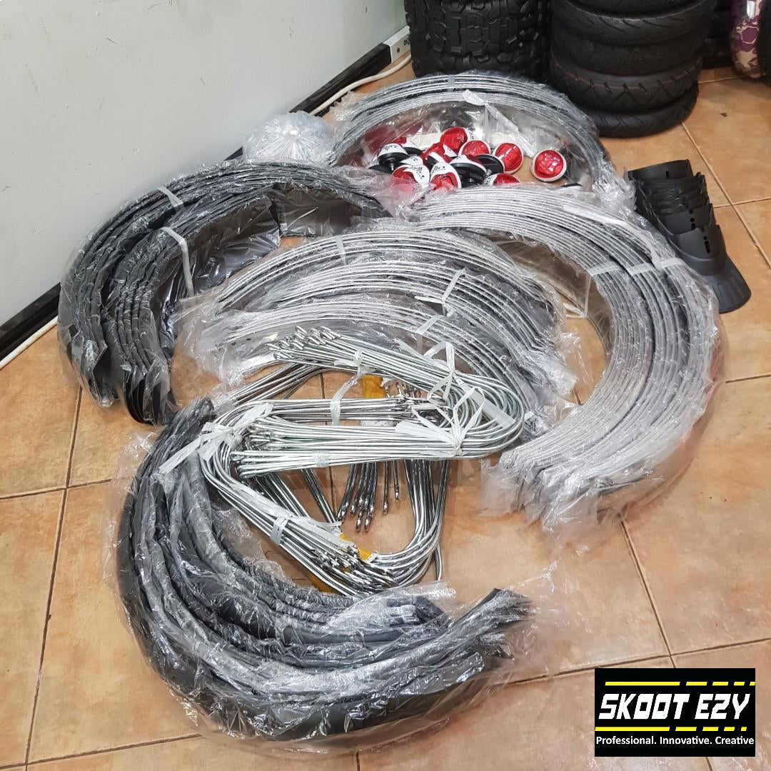 A mudguard is a piece of equipment that covers the wheels of an electric bicycle to prevent it from spewing mud, water, or other debris onto the road. It guards against filth, humidity, and damage to people and property.