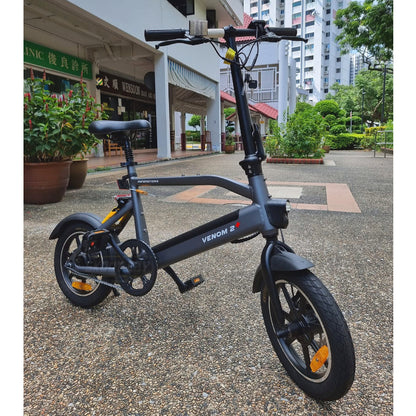 Venom 2+ electric bicycles are the affordable and environmentally friendly way to get to work, school, or just about anywhere.